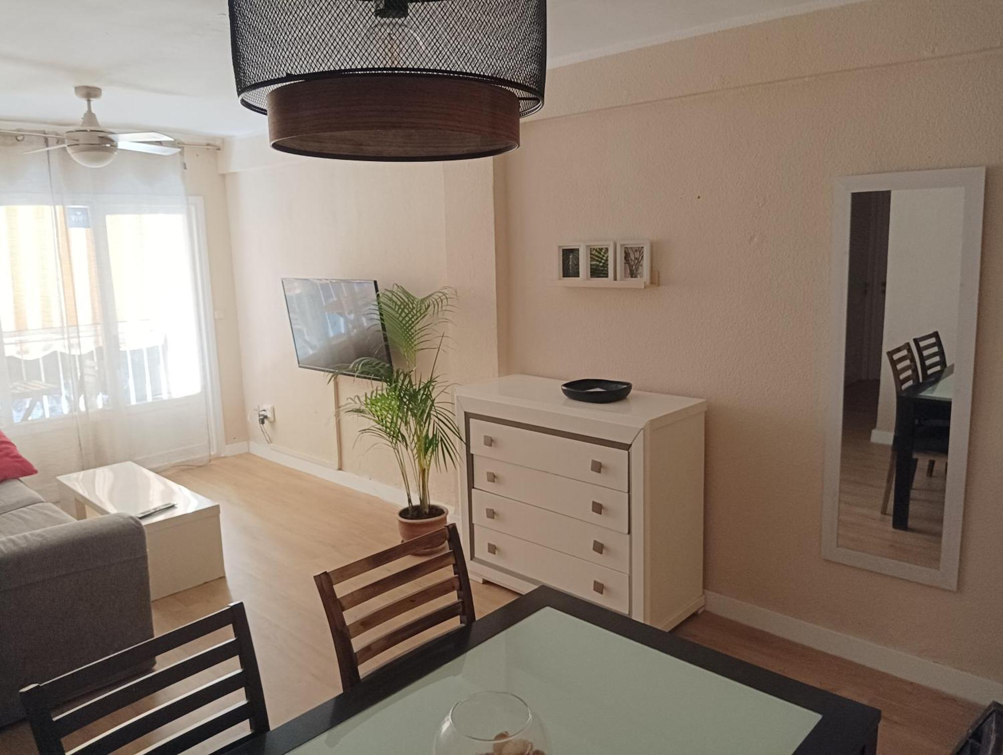 Habitaciones En Apartamento Compartido Delicias Room Cerca Del Mar, Aeropuerto, Ave Y Metro Μάλαγα Εξωτερικό φωτογραφία